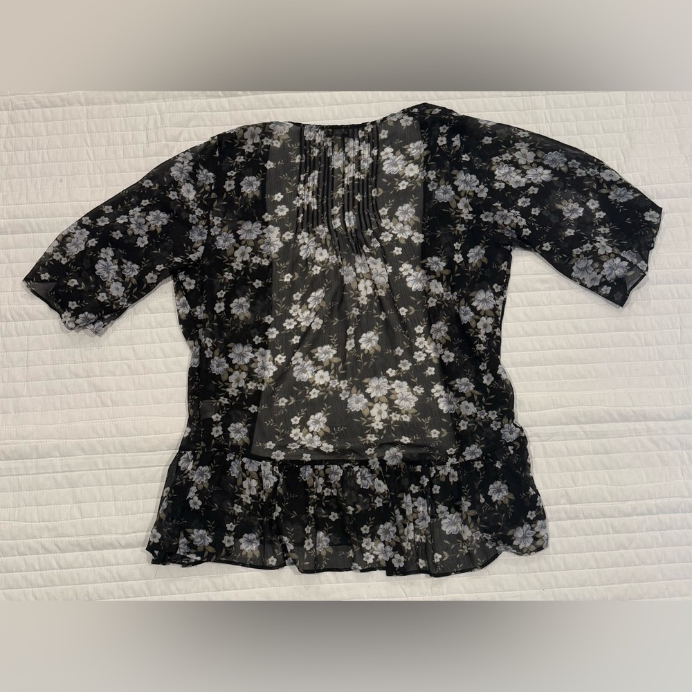 American Eagle Outfitters Black & White Floral Ruffle Boho Kimono Women's XS/S - Picture 6 of 6
